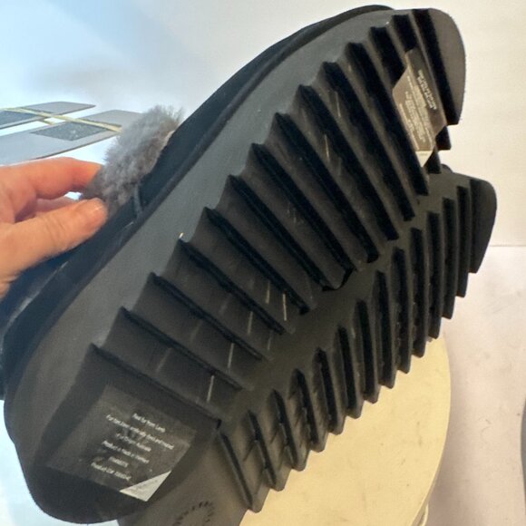 UGG Nita Genuine Shearling Slipper Women's size 11 NEW - Picture 5 of 6